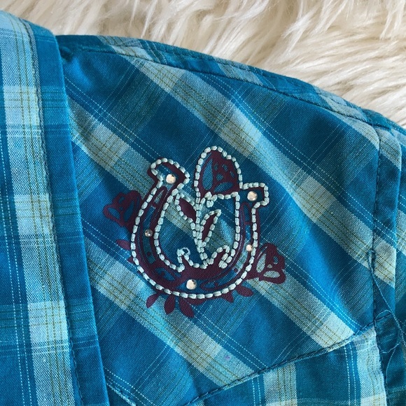 Bit & Bridle blue flannel short sleeved button up - Picture 8 of 17